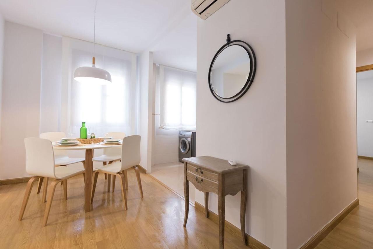 Luis Rey Central Suite By Valcambre Siviglia Esterno foto